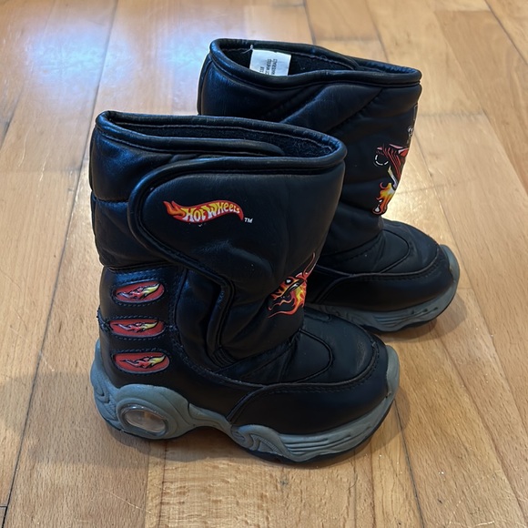 HOT WHEELS moon snow winter boots toddler Boys 6 - Picture 8 of 10